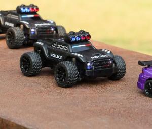 Micro Monster truck 1/76 noir POLICE