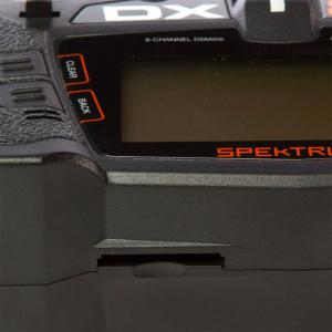 Radio Spektrum DX8e. Emetteur seul
